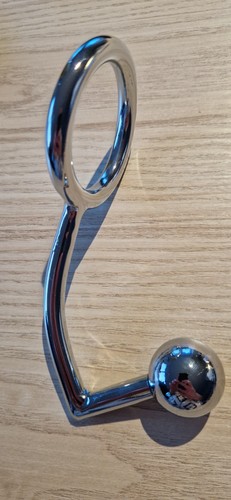 Cockring avec boule anale - boule,