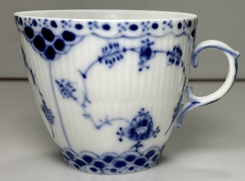 Royal copenhagen blue - blue, fluted