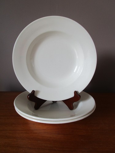 Assiettes creuses blanches - 3,