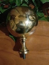 Grosse Boule de rampe d