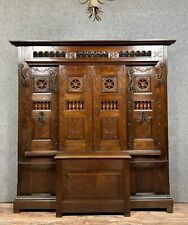 Superbe et immense porte