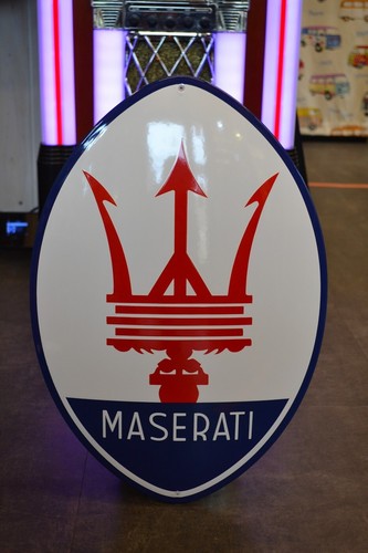 Plaque émaillée maserati - plaque,
