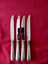 4 Couteaux de table métal