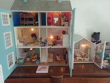 MAISONS de poupée THE DOLL