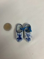 Paire de sabots miniature