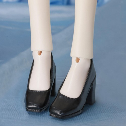 Chaussures noires talons - à,