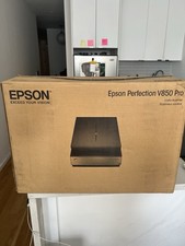 Epson Perfection V850 Pro Flatbed Scanner - B11B224201