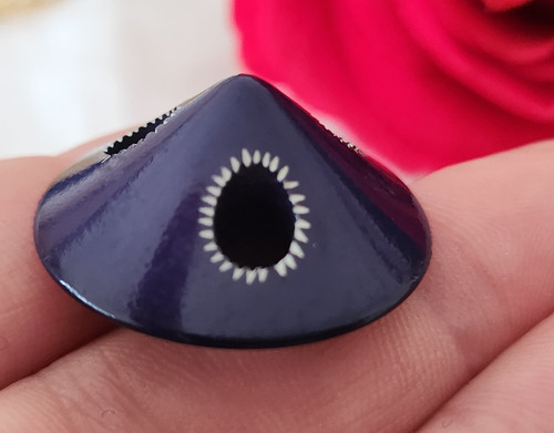 Bouton ancien bleu ajouré