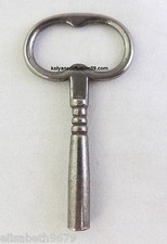 Clé en fonte N° 4 pour