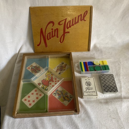 Ancien jeu nain jaune - du,
