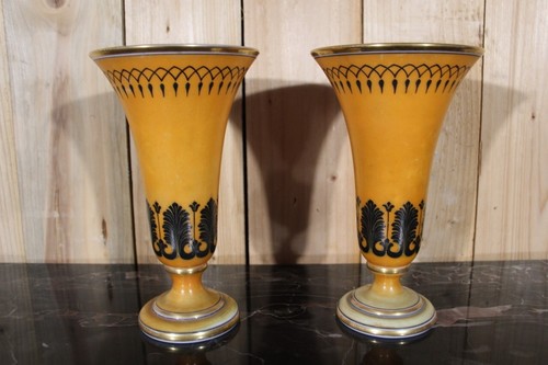 Paire vases cornet charles - de,