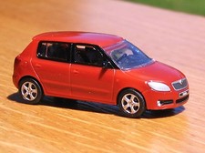 Voiture miniature NEUVE pour train électrique , Skoda Fabia 2 , 1/72 , lot de 5
