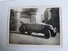 photo ancêtre automobile ( peu être renault ) année 20