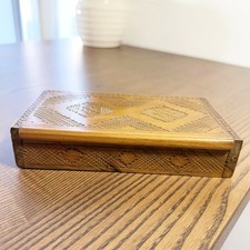 Boîte à Timbres Ancienne