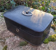 BOÎTE A COUTURE EN BOIS ET