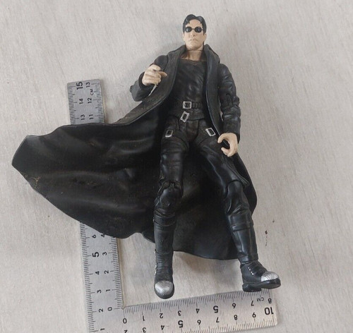 Ancienne figurine neo matrix - ancienne, figurine,