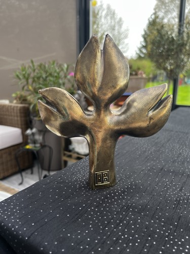 Sculpture bronze design - en,