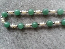 Collier en perles de jade et