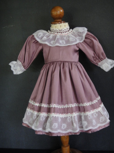 Robe soie mauve pour - en,