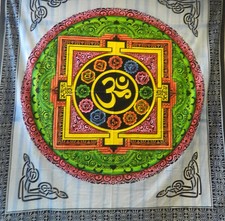 Couverture indienne Tenture Om Mandala multicolore 230x210cm Déco murale
