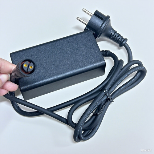 Adaptateur secteur chargeur - adaptateur,