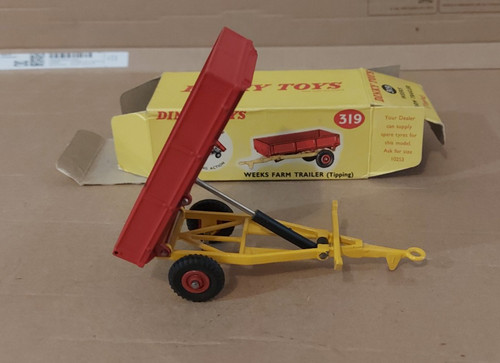 Weeks farm trailer dinky toys - weeks,