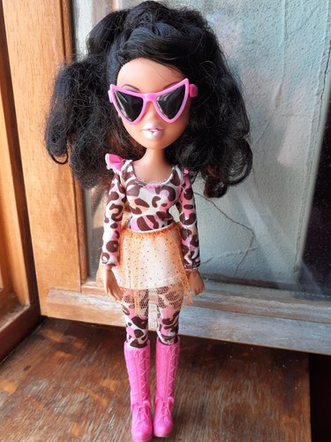 Poupée bratz catz - poupée,