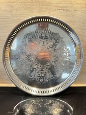 Ancien PLATEAU CISELÉ En