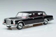 Mercedes Benz 600 Pullman de 1969 MODEL CAR GROUP MCG  1/18