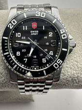 Victorinox Swiss Army 24138 Maverick Ladies Watch New Battery 33MM 7” Rare F34