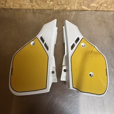 Plaques latérales Blanc UFO