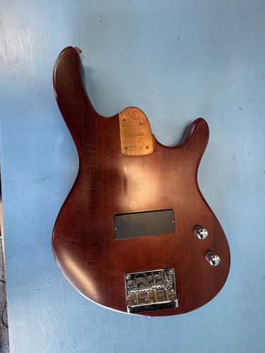 Cort action bass - action, (body