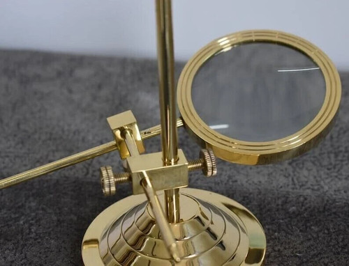 Loupe sur pied - , réglable