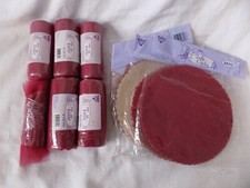 lot wine tulle rolls 6"x25' (135 feet) & 9" scalloped circles (117) - Event deco