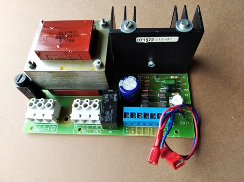 Alimentation chargeur 13 8v - +,