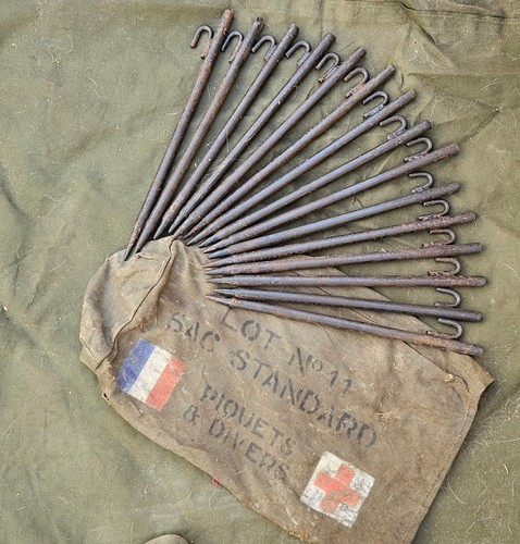 Gros piquets militaires - 15,
