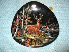 ASSIETTE en FAÏENCE NOIRE