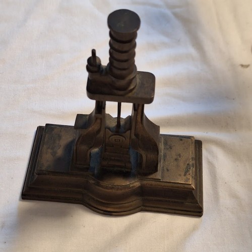 Reproduction miniature une - miniature, d'une
