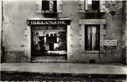 Cpa boulangerie dans le - -,