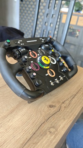 Thrustmaster ferrari wheel - ferrari, f1