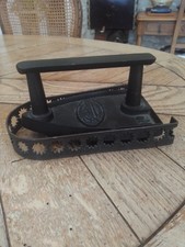 Fer à repasser ancien et son