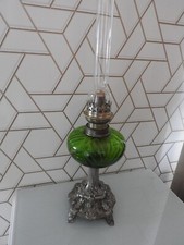 ANCIENNE LAMPE A PÉTROLE