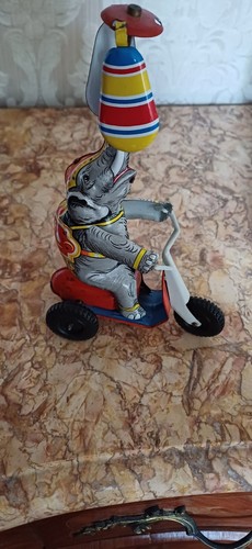 Jouet ancien tole elephant - jouet,
