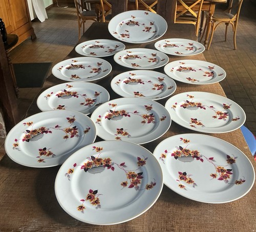 Assiettes plat porcelaine - ,