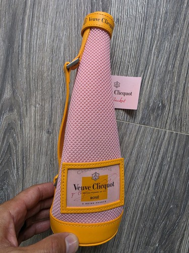 Veuve clicquot pink rose - clicquot,