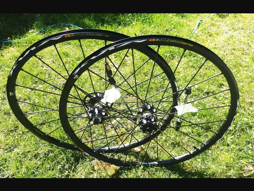 Paire roues vtt tubeless - de,