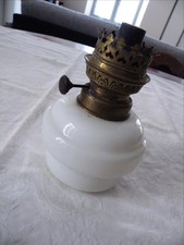 Vielle lampe a pétrole
