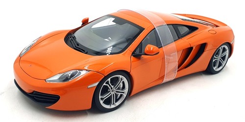 Autoart scale diecast - autoart, 1/18