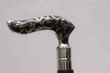 Bâton de Marche Aigle Pince -