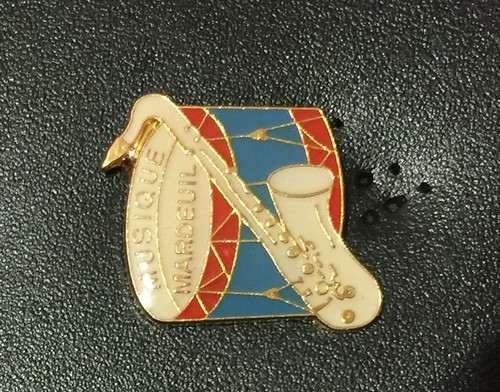 Pin lapel pins musique - pin's,
